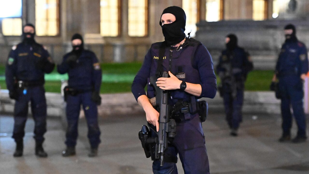 Austria terror attack ـ  Decisive action against the perpetrators of terrorist attack