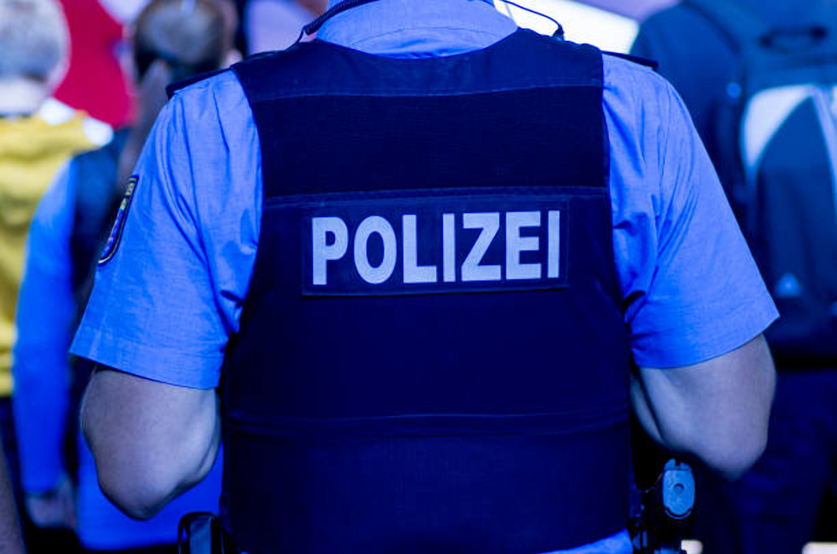 Several police officers from the German state of Hessen are being investigated for far-right links